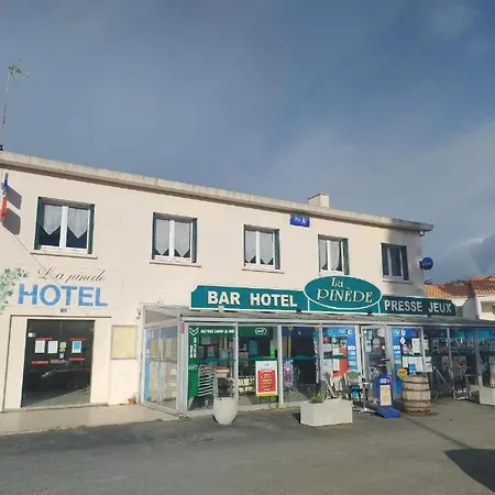 Hotel Bar La Pinede *