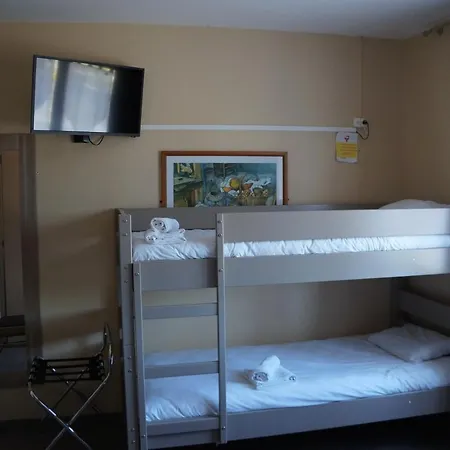 Pinede * 圣让-德蒙