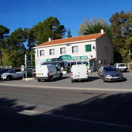 Pinede * 圣让-德蒙