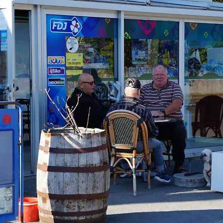 Pinede * 圣让-德蒙