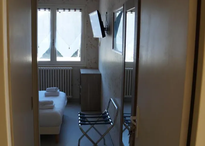 Pinede 圣让-德蒙