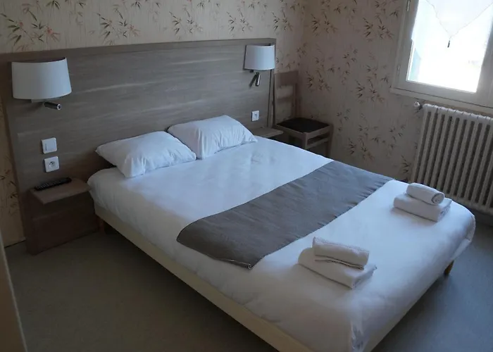 Pinede 圣让-德蒙